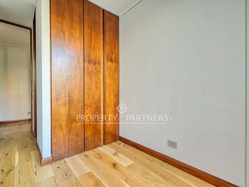 Una oportunidad única de vivir el lujo en el corazón de Vitacura: -  Edificio Praga