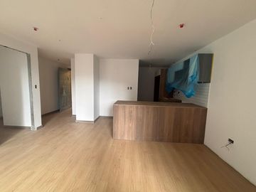 SUITE POR ESTRENAR EN LA REPUBLICA DEL SALVADOR - LA CAROLINA