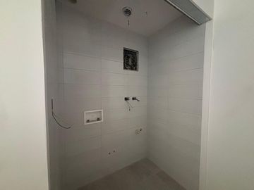 SUITE POR ESTRENAR EN LA REPUBLICA DEL SALVADOR - LA CAROLINA