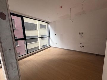 SUITE POR ESTRENAR EN LA REPUBLICA DEL SALVADOR - LA CAROLINA