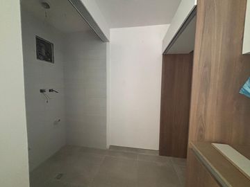 SUITE POR ESTRENAR EN LA REPUBLICA DEL SALVADOR - LA CAROLINA