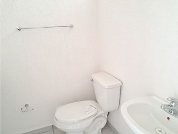 BONITA CASA EN VENTA EN CIUDAD MARQUES QUERETARO GIR