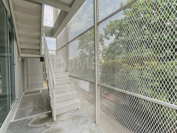 New Modern Home Office Sukhumvit 101/1