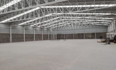 Bodega en Renta en LEON, GTO. a pie de Blvd. Aeropuerto, cerca al Puente de Santa Ana del Conde