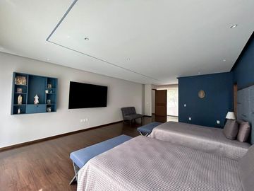 Casa en Venta en Club de Golf San Carlos,  semi nueva, Metepec, rápida salida a CDMX, Toluca