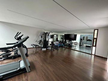 Casa en Venta en Club de Golf San Carlos,  semi nueva, Metepec, rápida salida a CDMX, Toluca