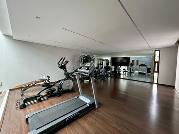 Casa en Venta en Club de Golf San Carlos,  semi nueva, Metepec, rápida salida a CDMX, Toluca