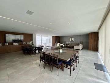 Casa en Venta en Club de Golf San Carlos,  semi nueva, Metepec, rápida salida a CDMX, Toluca