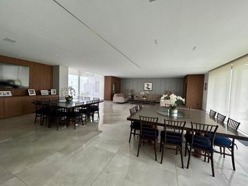 Casa en Venta en Club de Golf San Carlos,  semi nueva, Metepec, rápida salida a CDMX, Toluca