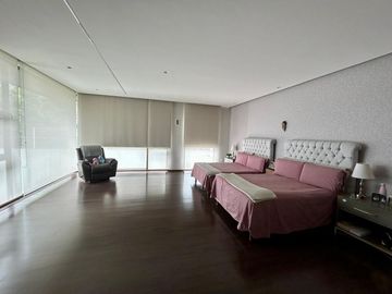 Casa en Venta en Club de Golf San Carlos,  semi nueva, Metepec, rápida salida a CDMX, Toluca