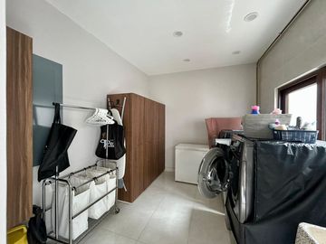 Casa en Venta en Club de Golf San Carlos,  semi nueva, Metepec, rápida salida a CDMX, Toluca