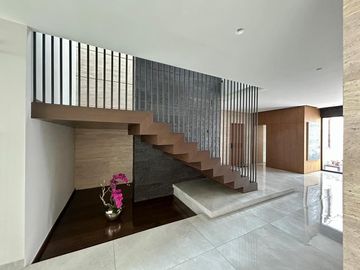 Casa en Venta en Club de Golf San Carlos,  semi nueva, Metepec, rápida salida a CDMX, Toluca