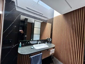 Casa en Venta en Club de Golf San Carlos,  semi nueva, Metepec, rápida salida a CDMX, Toluca