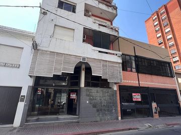 EDIFICIO + CASA EN VENTA