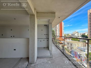 Departamento 3 ambientes en Venta Bernal Centro.