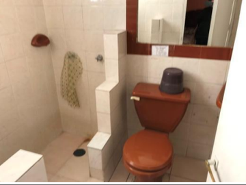 Local Comercial en Venta en METRO LOS HEROES // AV BRASIL