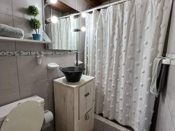 VENTA CASA 2 DORM. C/ PILETA   DPTO. TIPO LOFT- B° HUILICHES NEUQUEN CAPITAL