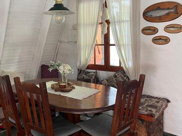 VENTA CASA 2 DORM. C/ PILETA   DPTO. TIPO LOFT- B° HUILICHES NEUQUEN CAPITAL