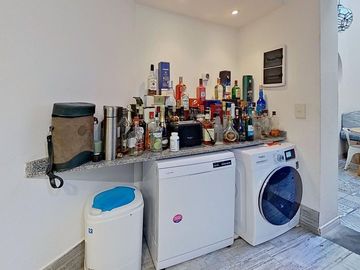 Casa 4 AMB +Escrit Piscina Cochera VENTA FLORES N