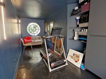 Casa 4 AMB +Escrit Piscina Cochera VENTA FLORES N