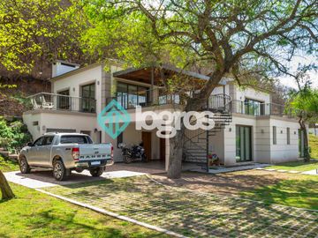 Casa en venta en Valle Escondido