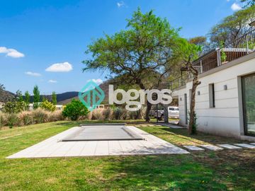 Casa en venta en Valle Escondido