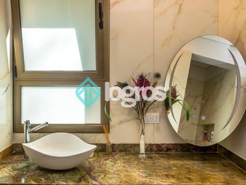 Casa en venta en Valle Escondido