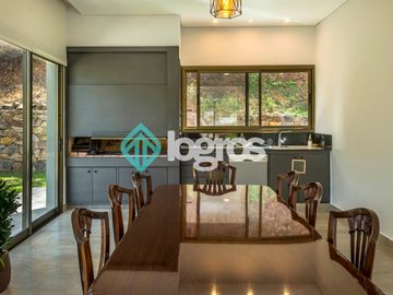 Casa en venta en Valle Escondido