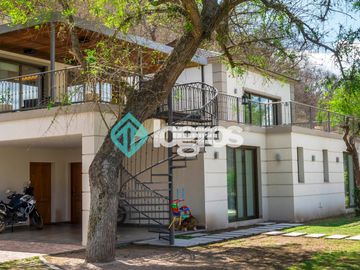 Casa en venta en Valle Escondido