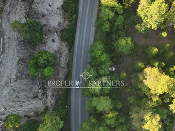 ¡Oportunidad! Terreno a Orilla de Carretera Turística  Coñaripe a Panguipulli con vista a Lago.