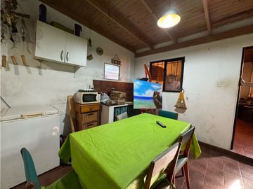 Vendo Casa con Galpón en Concepción del Uruguay, Entre Ríos