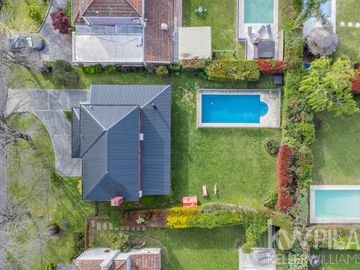 Casa en venta barrio Los Jazmines, Pilar del este - Apto Credito