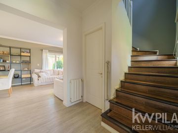 Casa en venta barrio Los Jazmines, Pilar del este - Apto Credito