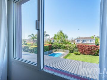 Casa en venta barrio Los Jazmines, Pilar del este - Apto Credito