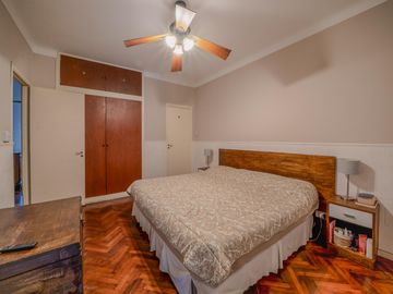 ENTRADA INDEPENDIENTE - PATIO CON PARRILLA - 4 AMBIENTES - SIN EXPENSAS - EXCELENTE ESTADO