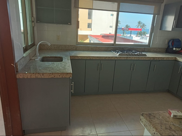 DEPARTAMENTO DE 3 RECÁMARAS, ALBERCA, 1 CUADRA DEL MAR, BOCA DEL RÍO, VERACRUZ