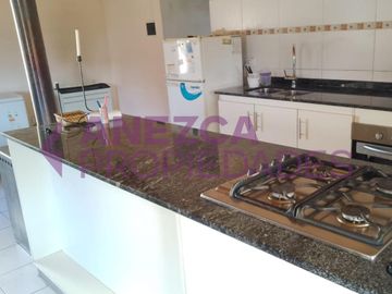 SE VENDE - CASA 3 AMBIENTE - LAGO PUELO