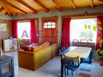 SE VENDE - CASA 3 AMBIENTE - LAGO PUELO