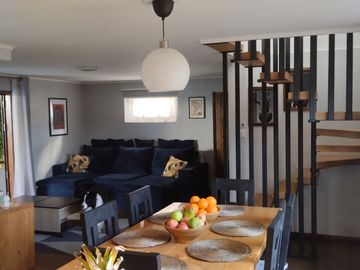 Amplia propiedad a pasos Metro Rojas Magallanes - La Florida