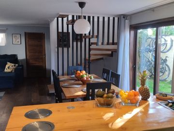 Amplia propiedad a pasos Metro Rojas Magallanes - La Florida