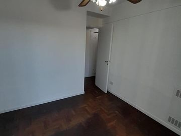 Departamento en venta - 2 Dormitorios 1 Baño - 56Mts2 - Parque Patricios