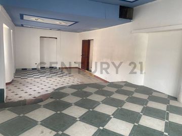 VENTA CASA  SECTOR ATUNTAQUI IMBABURA