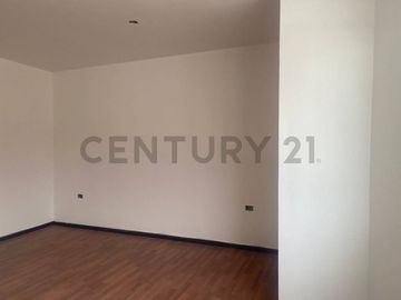 VENTA CASA  SECTOR ATUNTAQUI IMBABURA