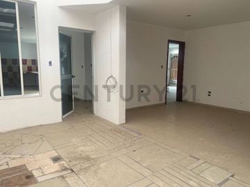 VENTA CASA  SECTOR ATUNTAQUI IMBABURA