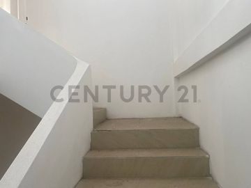 VENTA CASA  SECTOR ATUNTAQUI IMBABURA