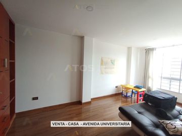 CASA en VENTA en Tunja AVENIDA UNIVERSITARIA - VIVA