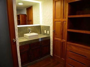 Casa en Venta en La Carcaña, Puebla.