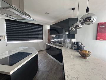 Avenida real del country Departamento en venta en Lomas Country Club