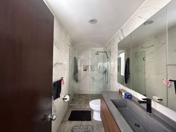 Avenida real del country Departamento en venta en Lomas Country Club