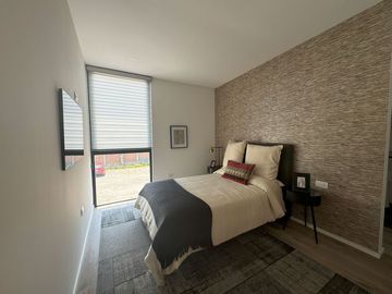 Casa nueva en venta  por Vialidad López Portillo, fraccionamiento residencial cerca del aeropuerto de Toluca, parque Toluca 2000 y Plaza Santin.